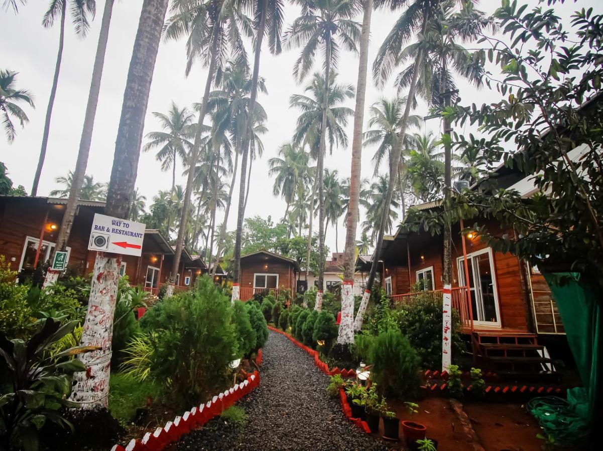 Mariners Bay Beach Resort Арамболь Экстерьер фото